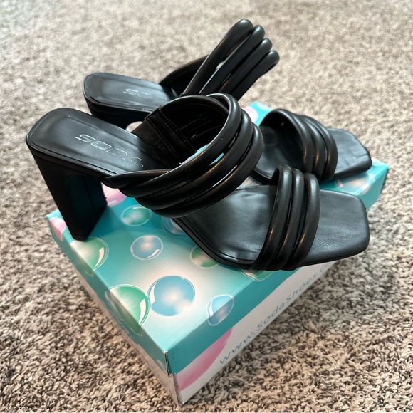 Soda Tubular Strap Square Toe Heel Sandals from Buckle - Picture 7 of 7